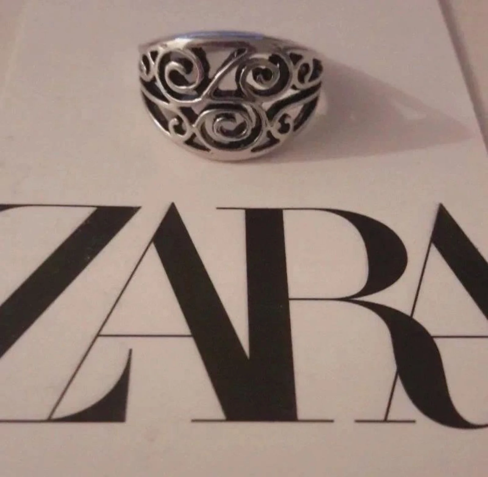 Sortija Zara